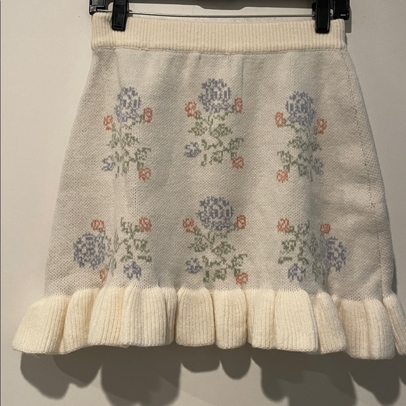 Mable Sweater Skirt Set - Picture 8 of 10